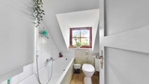 Badezimmer DG