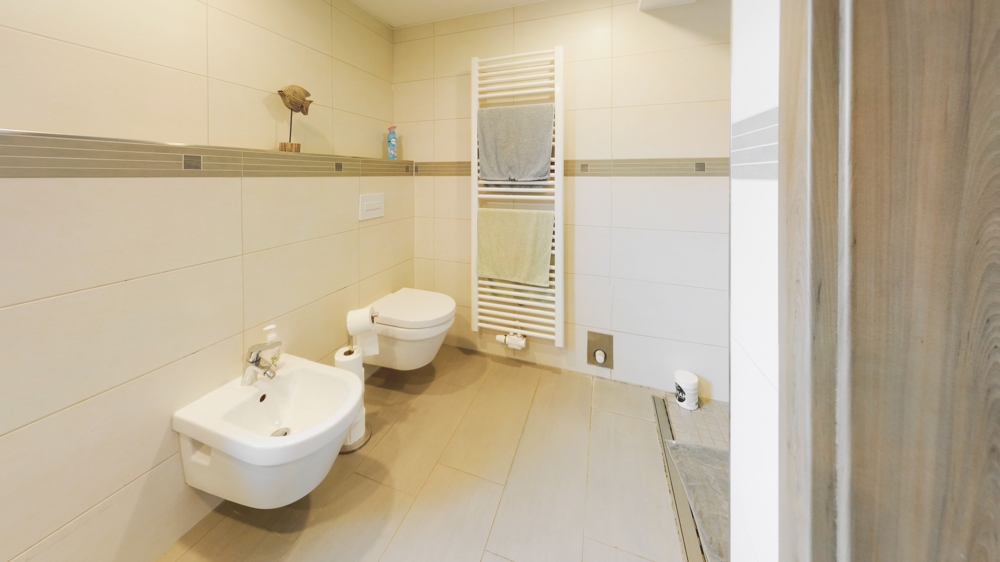Badezimmer_EG