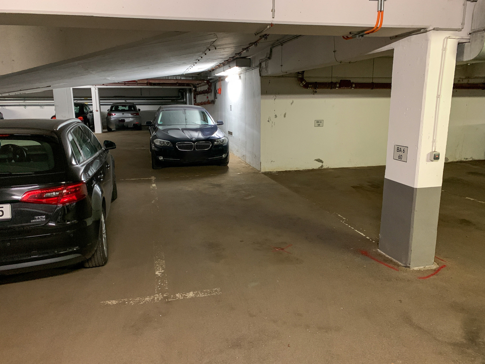 Tiefgaragenstellplatz